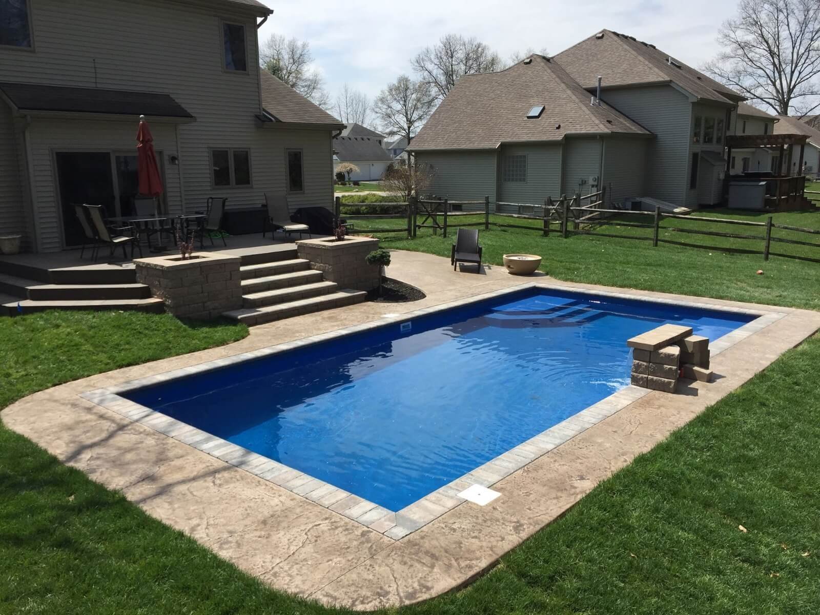 Fiberglass Pools in Central Ohio: A Homeowner's Guide