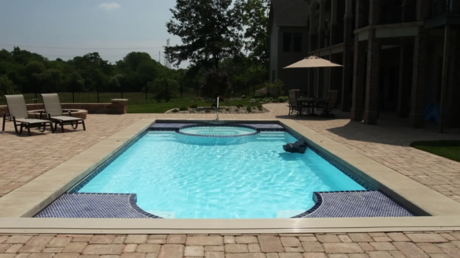 Fiberglass pool installation in Johnstown, Ohio