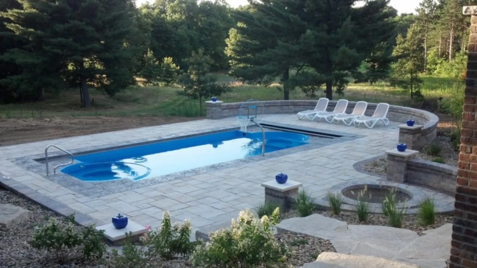Fiberglass pool installation in Morrow County
